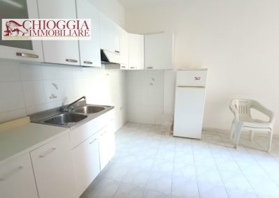 RIF. 139 - SOTTOMARINA CENTRO, APPARTAMENTO VICINO ALLA SPIAGGIA