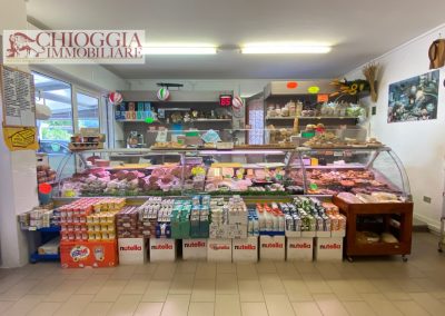 RIF.783 - ROSOLINA MARE, ATTIVITA' DI SUPERMARKET IN VENDITA