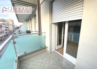 RIF.126 - SOTTOMARINA, APPARTAMENTO CON GARAGE