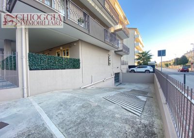 RIF.29 - SOTTOMARINA, GARAGE A 14.500 Euro.