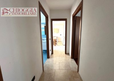 RIF.63 - IN CENTRO A SOTTOMARINA, 3 CAMERE E GARAGE. Euro 278.000.